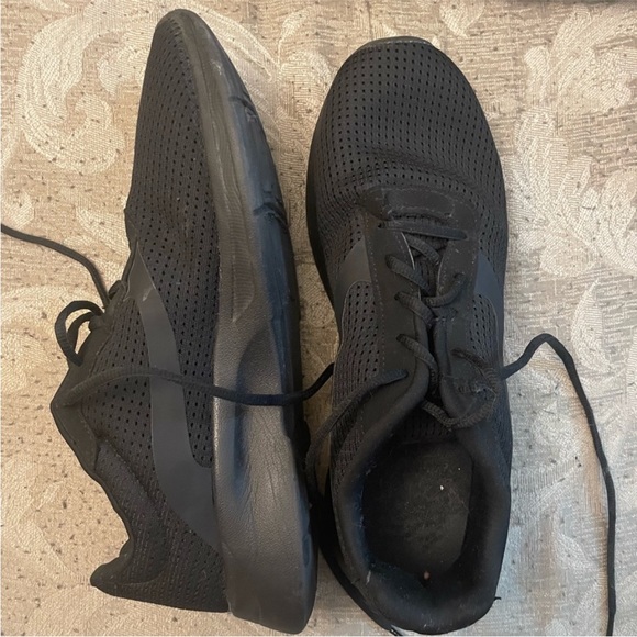 Men’s black athletic sneakers - Picture 3 of 5